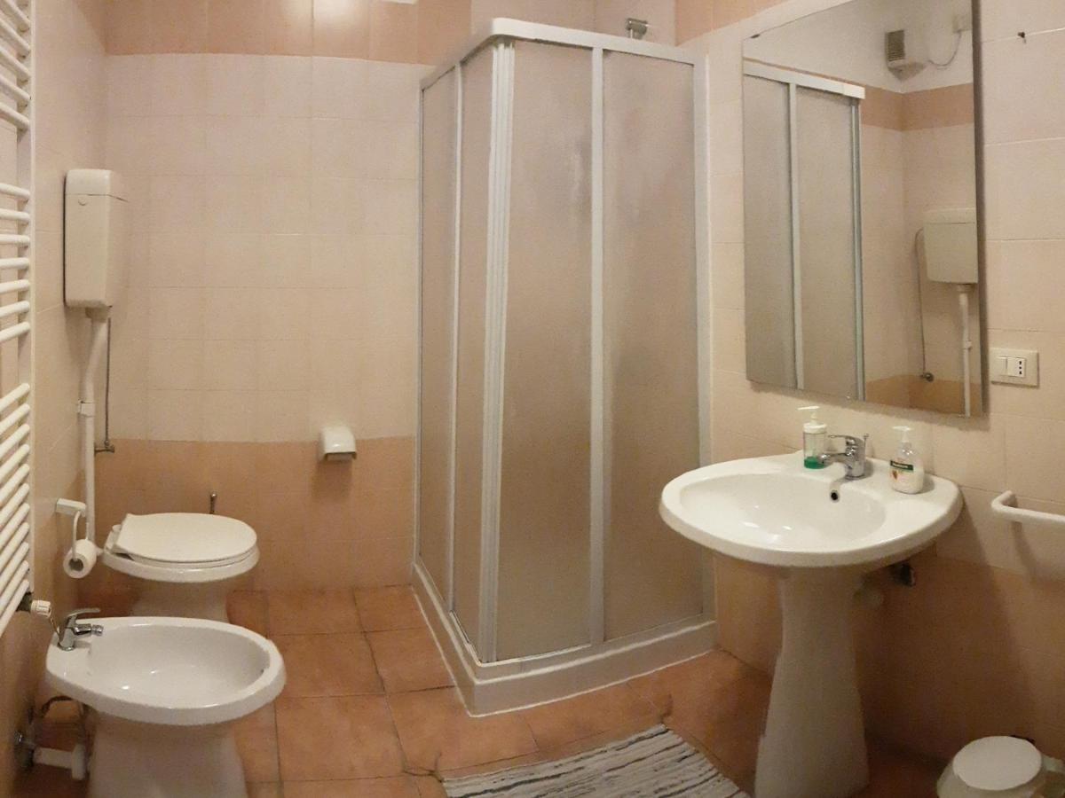 Locazione Menini - Appartamento Zona Stazione Padova Eksteriør billede